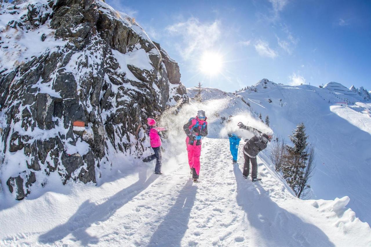 Lodge Schoenfeld Schlitters Eksteriør billede