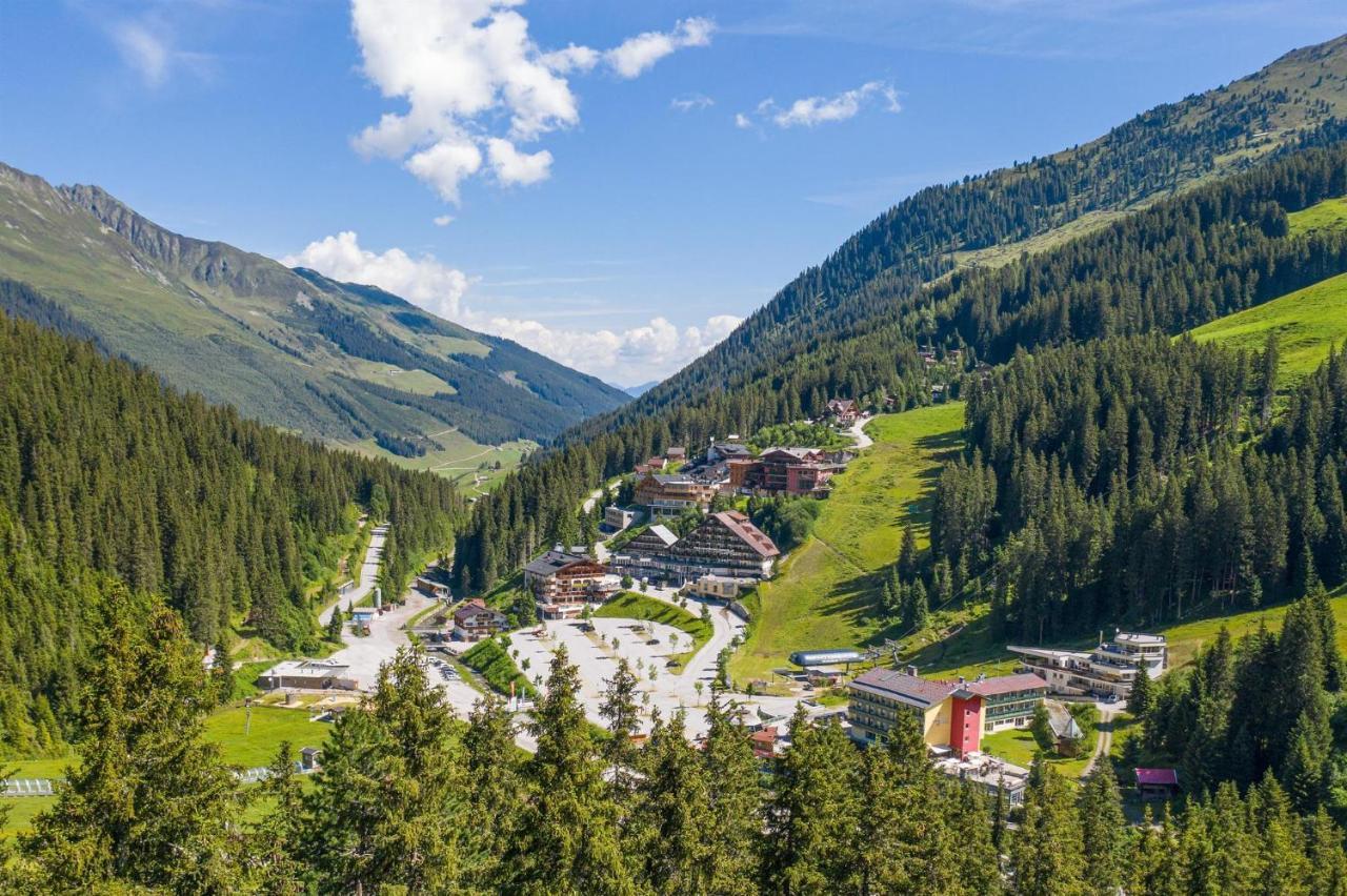 Lodge Schoenfeld Schlitters Eksteriør billede